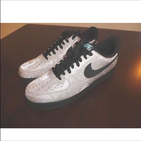Nike Other - 🚨‼️Nike 👟📦‼️🚨
